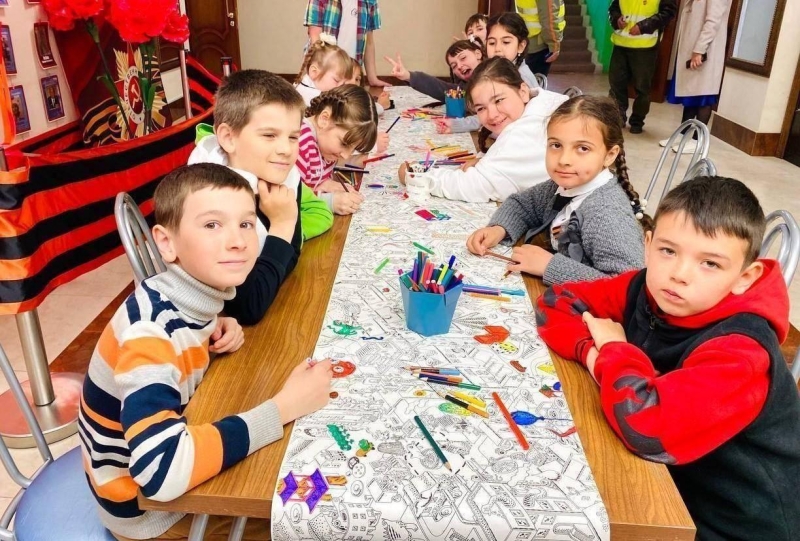 Мастер-класс по рисованию «Северное сияние» Культура Калужской области