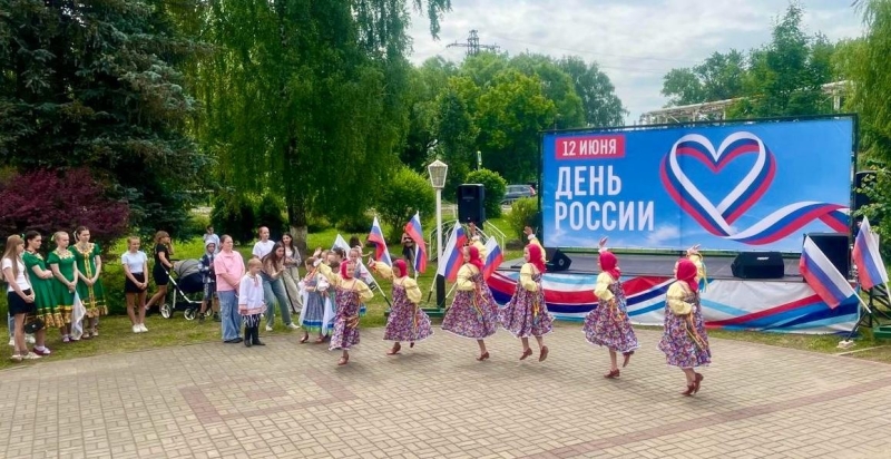 Концертная программа «Люблю тебя, моя Россия!» Культура Калужской области