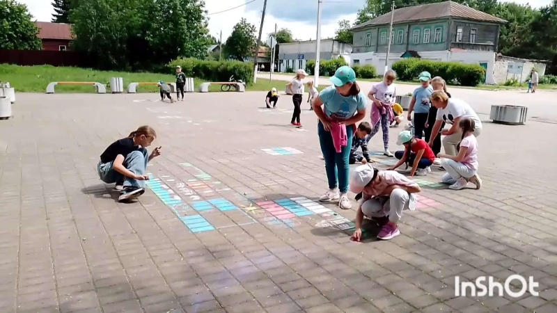 Конкурс рисунков на асфальте«Я рисую мир» Культура Калужской области