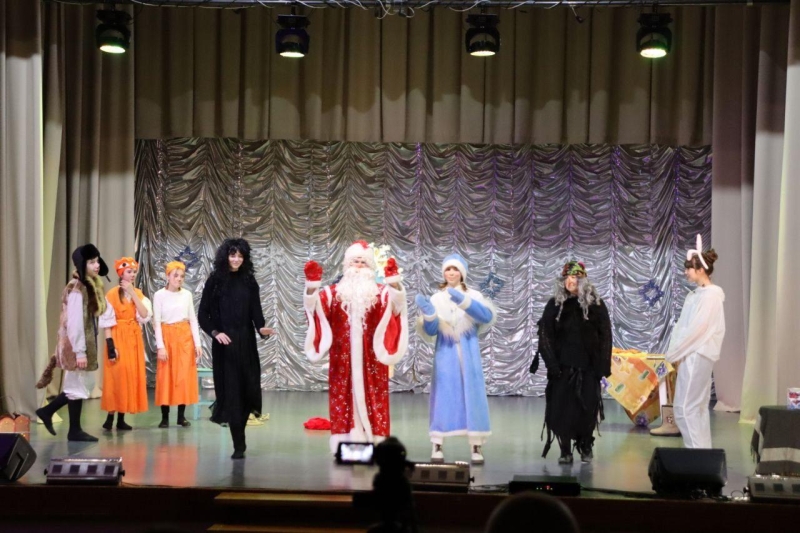 Театрализованное представление «Приключения у новогодней елки» Культура Калужской области