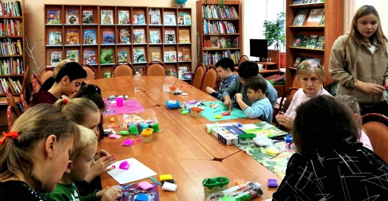 «В гостях у сказки»: громкое чтение, беседа, мастер-класс Культура Калужской области