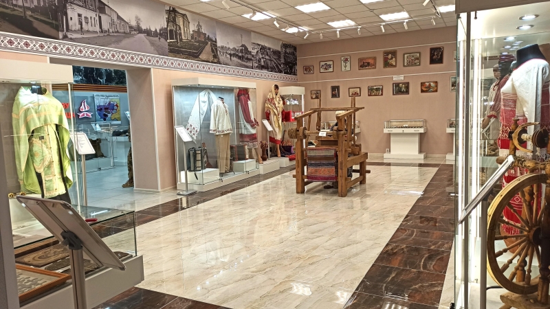 Экскурсия по экспозиции «Выставочный зал» Культура Калужской области