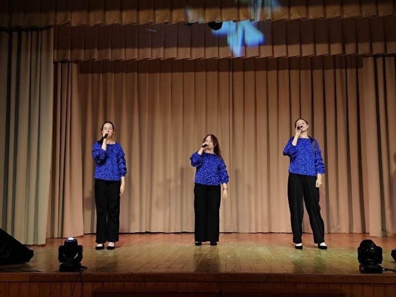 Праздничная программа «Весь мир начинается с мамы» Культура Калужской области