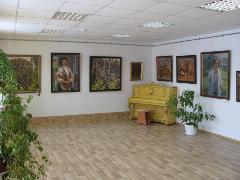 Экскурсия по экспозиции Мосальской картинной галереи Культура Калужской области
