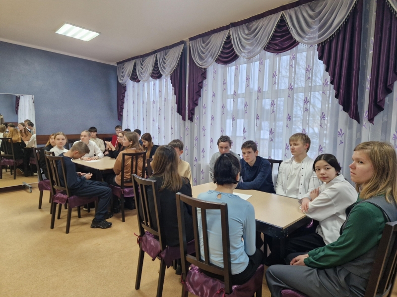 Час занимательной информации «Русский кокошник» Культура Калужской области