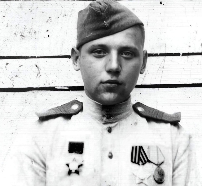 Выставка «Герои нашей Победы. В. Е. Андреев» Культура Калужской области