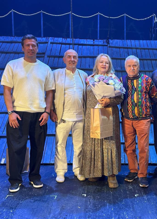 🎭 Театр «Русская песня» Надежды Бабкиной в Калуге. Культура Калужской области