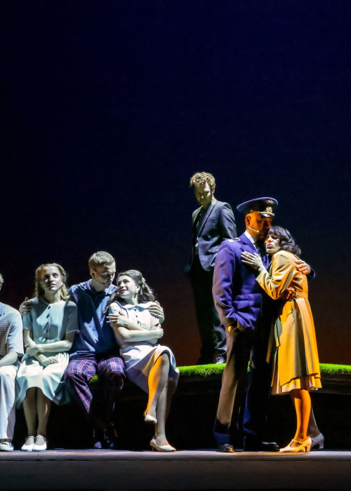 🎭 15 ноября на Большой сцене будет показан спектакль «Старший сын» Культура Калужской области