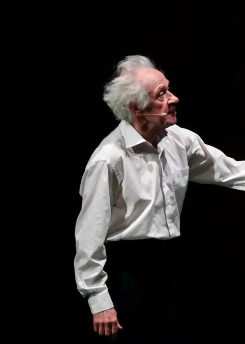 Роль мечты исполнил Михаил Кузнецов Культура Калужской области